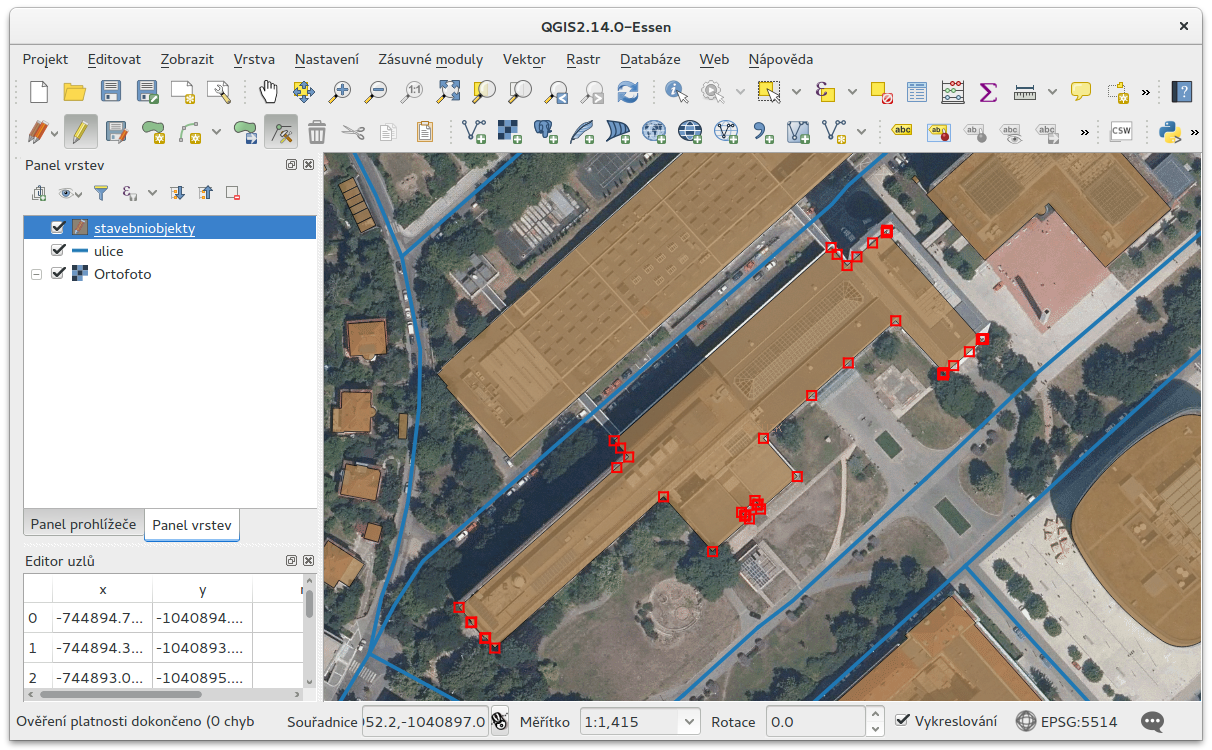../_images/qgis-edit-mode.png